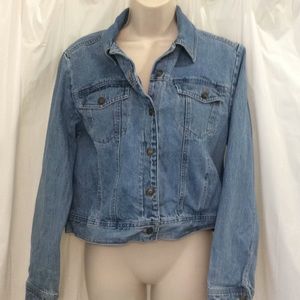 Studio Ease size 10 Jean Jacket cute Great price